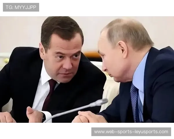 梅德韦杰夫硬地场上简直无解,节奏拿捏死死的,梅德韦杰夫专访 梅德韦杰夫硬地场上简直无解,节奏拿捏死死的,梅德韦杰夫专访